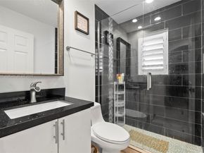 16898 Crestview Ln, Weston FL 33326
