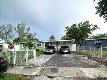 1620 NW 15th Pl