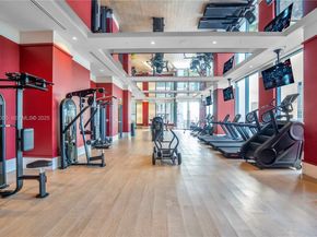 11 NE 6 Street 2201, Miami FL 33132
