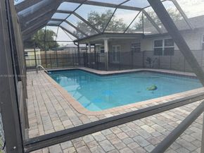 9802 N Military Trl, Palm Beach Gardens FL 33410