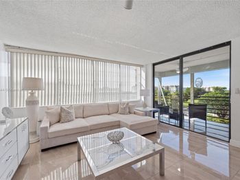 1400 Saint Charles Pl