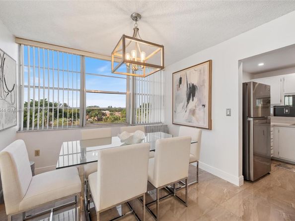 1400 Saint Charles Pl 520, Pembroke Pines FL 33026