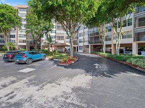 1400 Saint Charles Pl 520, Pembroke Pines FL 33026