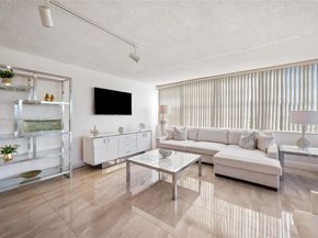 1400 Saint Charles Pl 520, Pembroke Pines FL 33026