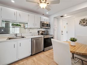 1400 Saint Charles Pl 520, Pembroke Pines FL 33026