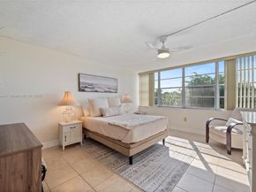 1400 Saint Charles Pl 520, Pembroke Pines FL 33026