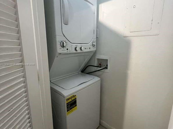 721 SE 1st Way B18, Deerfield Beach FL 33441