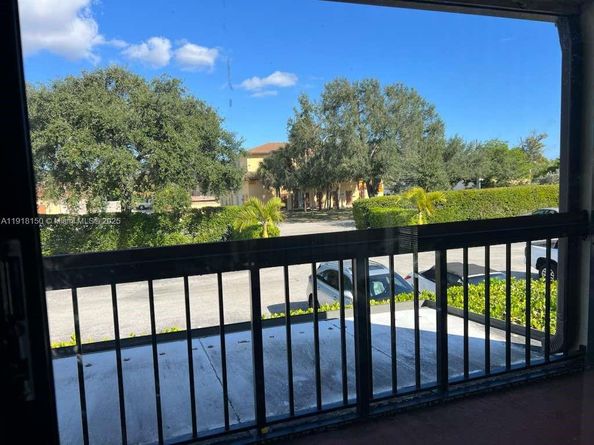 721 SE 1st Way B18, Deerfield Beach FL 33441