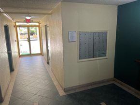 6911 SW 147 Av 1G, Miami FL 33193