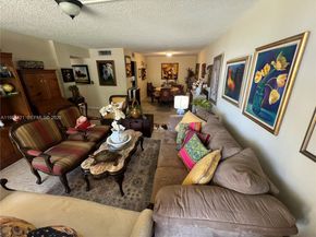 6911 SW 147 Av 1G, Miami FL 33193