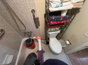 6911 SW 147 Av 1G, Miami FL 33193