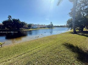 2644 Miller Ct, Weston FL 33332