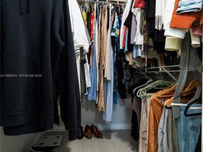 835 NE 17th Way, Fort Lauderdale FL 33304