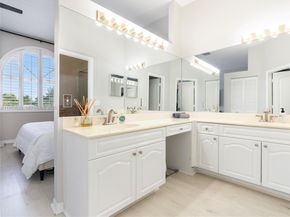 835 NE 17th Way, Fort Lauderdale FL 33304