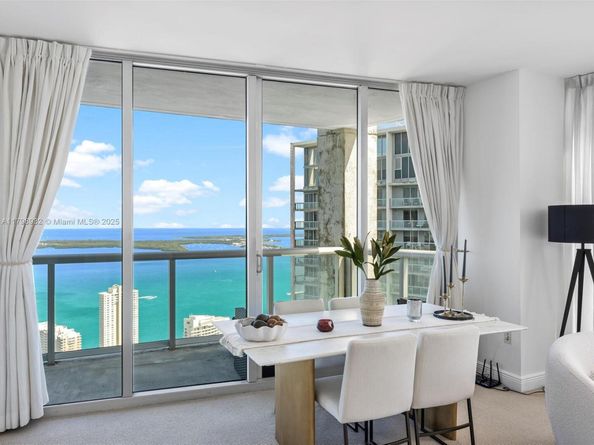 475 Brickell Ave 5507, Miami FL 33131