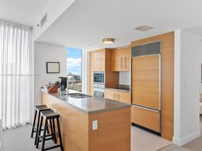 475 Brickell Ave 5507, Miami FL 33131