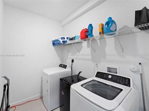 3419 W 109th Pl, Hialeah FL 33018