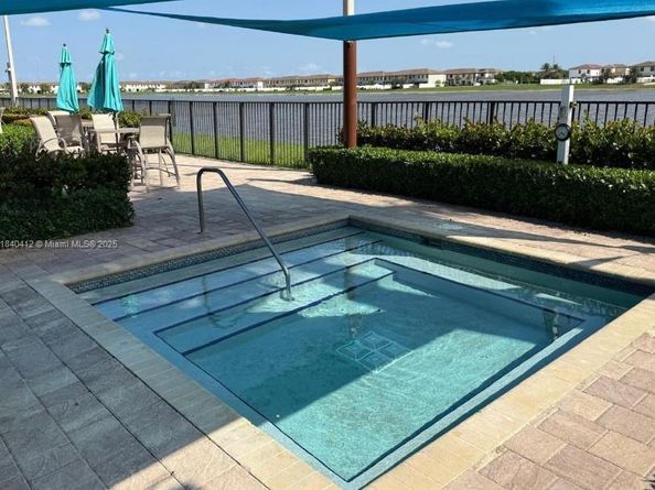 3419 W 109th Pl, Hialeah FL 33018