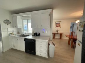 1721 NW 86th Ave, Plantation FL 33322