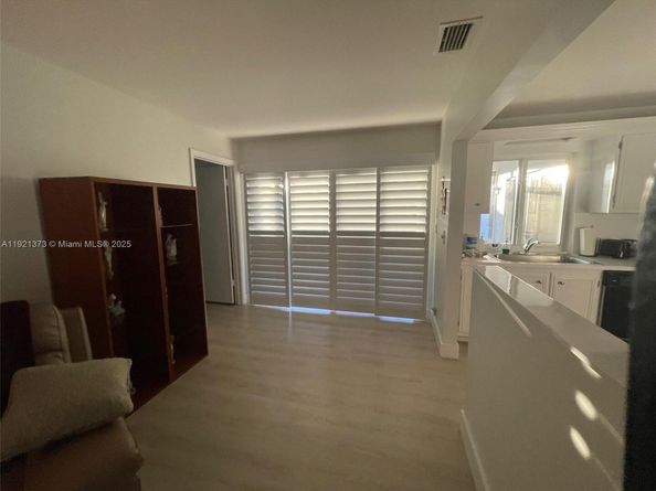 1721 NW 86th Ave, Plantation FL 33322