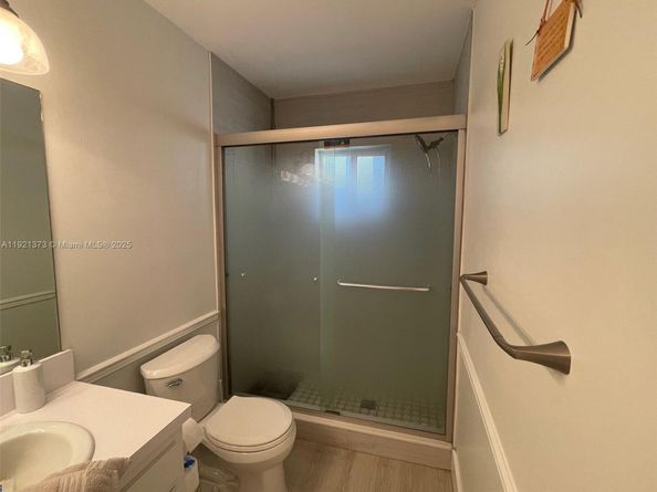 1721 NW 86th Ave, Plantation FL 33322