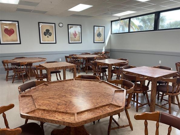 1721 NW 86th Ave, Plantation FL 33322