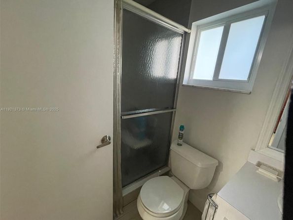 1721 NW 86th Ave, Plantation FL 33322