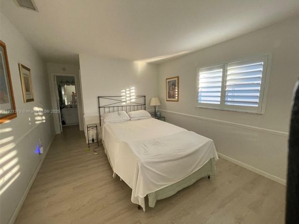 1721 NW 86th Ave, Plantation FL 33322