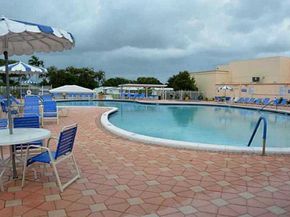 1721 NW 86th Ave, Plantation FL 33322