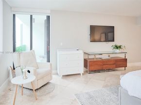 520 Brickell Key Dr A1904, Miami FL 33131