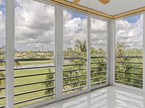3970 Oaks Clubhouse Dr 407, Pompano Beach FL 33069