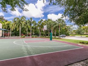 3970 Oaks Clubhouse Dr 407, Pompano Beach FL 33069