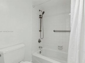3970 Oaks Clubhouse Dr 407, Pompano Beach FL 33069