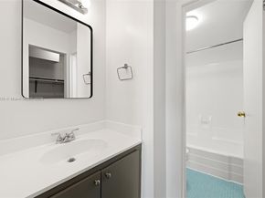 2350 NE 135th St 812, North Miami FL 33181