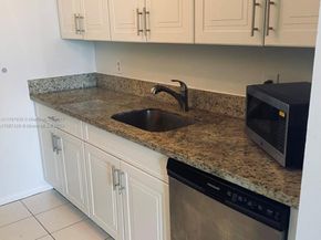 2350 NE 135th St 812, North Miami FL 33181