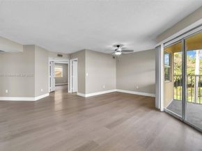 2246 SE 27th Dr 204D, Homestead FL 33035