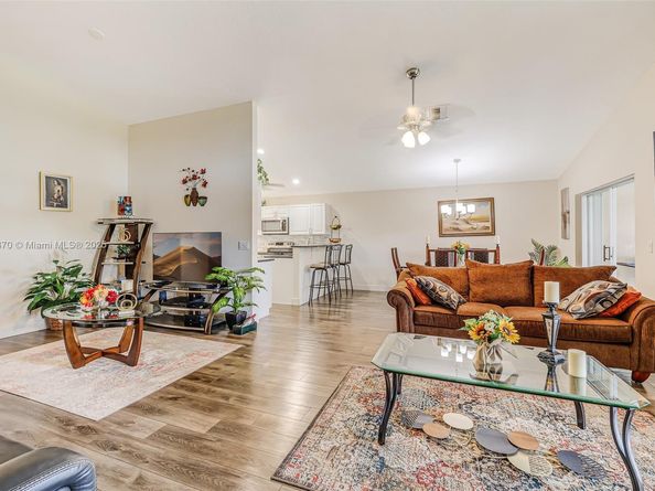 7390 Lugano Dr, Boynton Beach FL 33437