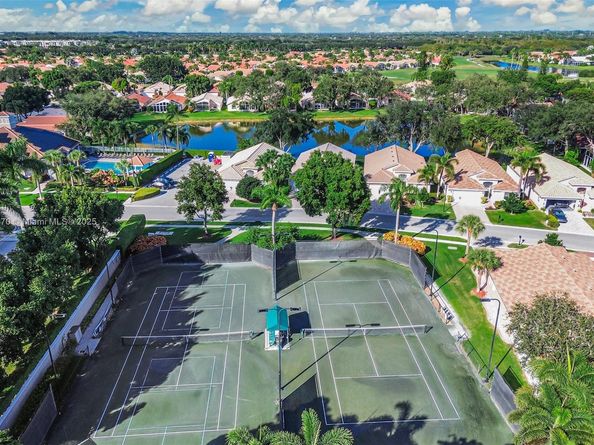 7390 Lugano Dr, Boynton Beach FL 33437