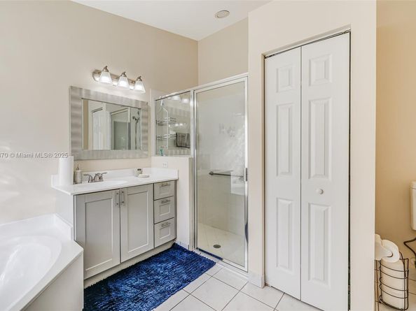 7390 Lugano Dr, Boynton Beach FL 33437