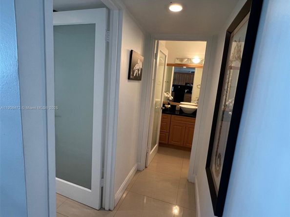 100 Lincoln Rd 702, Miami Beach FL 33139