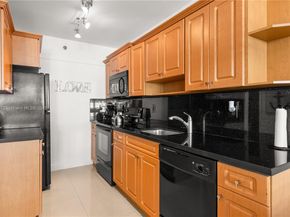 100 Lincoln Rd 702, Miami Beach FL 33139
