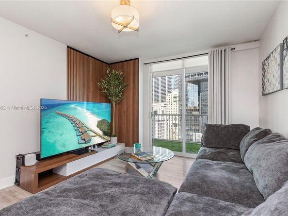 1250 S Miami Ave 1206, Miami FL 33130
