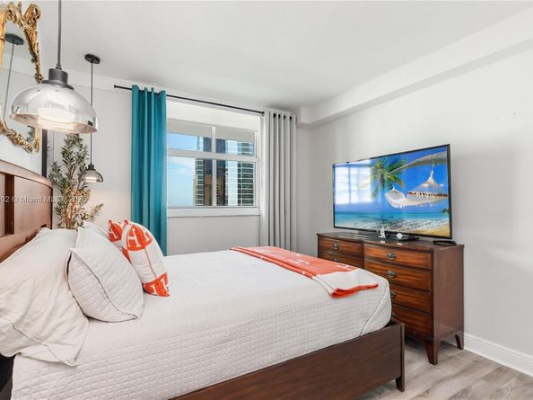 1250 S Miami Ave 1206, Miami FL 33130