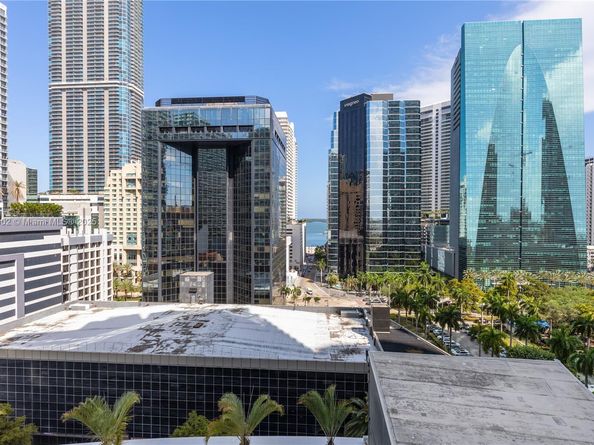 1250 S Miami Ave 1206, Miami FL 33130