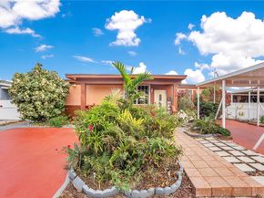 5015 E Palm Ct, Hialeah FL 33013
