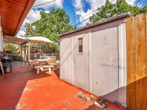 5015 E Palm Ct, Hialeah FL 33013