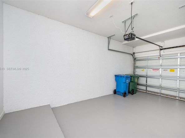 3105 NW 25th Terrace 3105, Oakland Park FL 33309