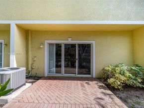 3105 NW 25th Terrace 3105, Oakland Park FL 33309