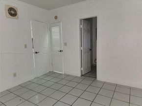 1014 Salzedo St 304, Coral Gables FL 33134
