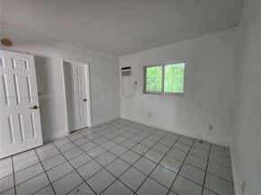 1014 Salzedo St 304, Coral Gables FL 33134